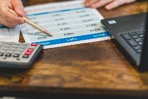 WHAT YOU NEED TO KNOW ABOUT REFINANCING